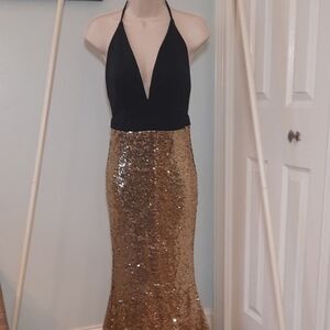 Windsor Gold Sequin and Black Mermaid Party Dress sz Small